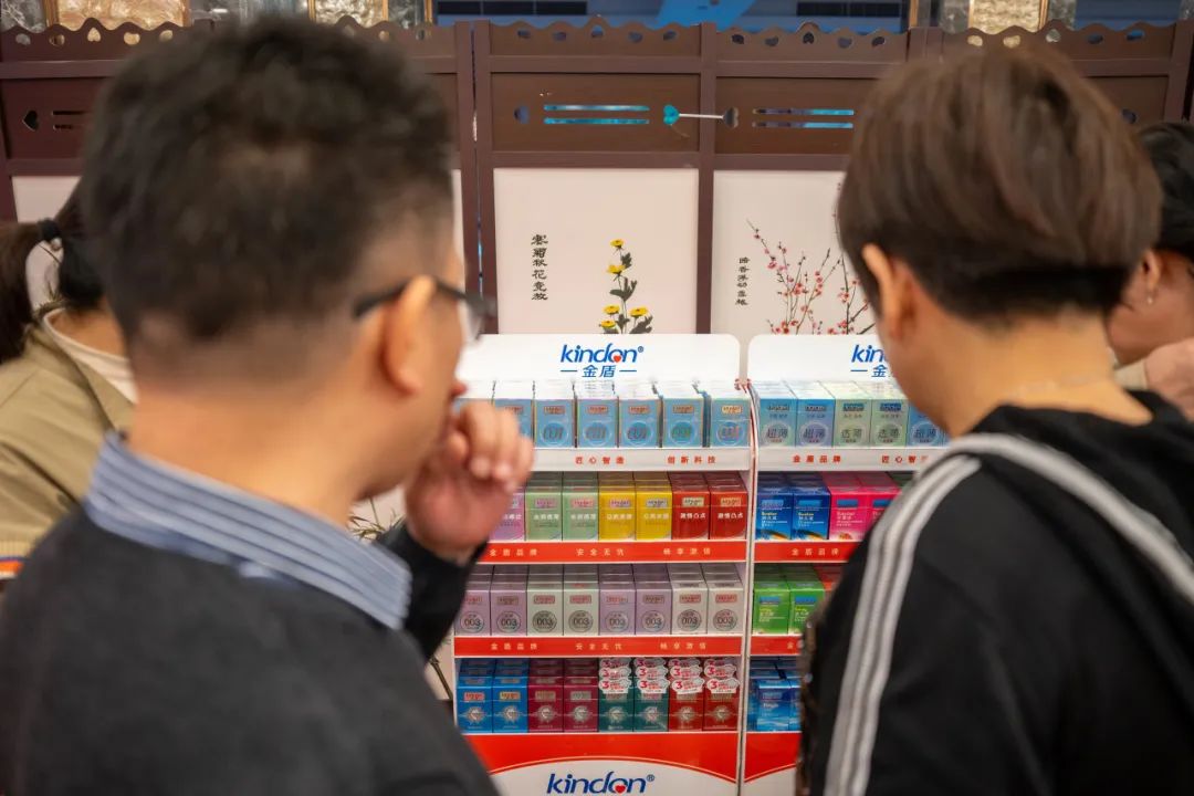 連鎖藥店避孕套選品突圍:告別“大牌不賺錢(qián)、雜牌賣(mài)不動(dòng)”困局1.jpg