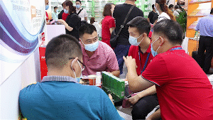 產(chǎn)品有特色、價(jià)格好操作,康祥避孕套閃亮國(guó)藥會(huì)!(圖14) 產(chǎn)品有特色、價(jià)格好操作,康祥避孕套閃亮國(guó)藥會(huì)!(圖14)